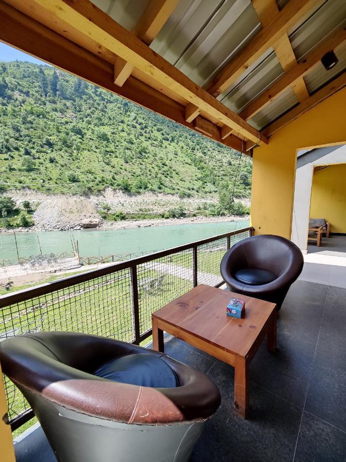 Bela Resorts Naran Exteriör bild
