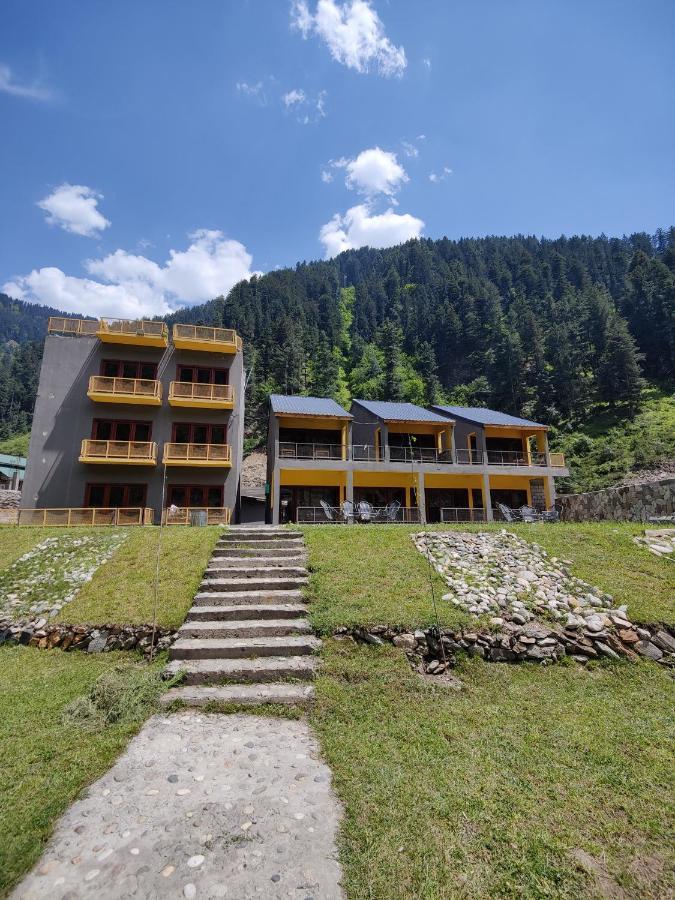 Bela Resorts Naran Exteriör bild